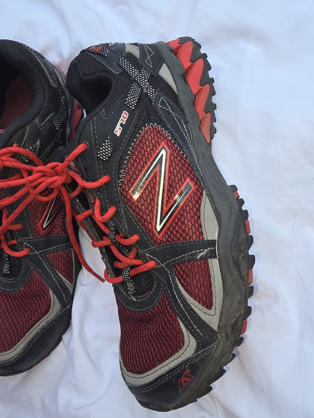 New Balance Mens Sneakers